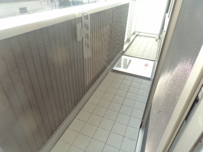 バルコニー　バルコニー