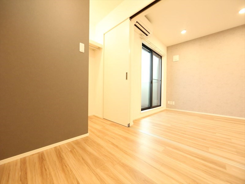 その他部屋・スペース　洋室2.8帖　クローゼット付（収納充実してます）