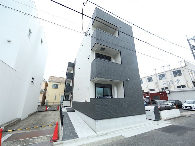 建物外観　外観　オートロック　宅配ＢＯＸ　光インターネット無料