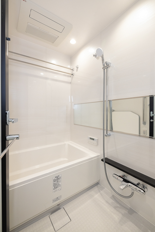 バス・シャワールーム　バス