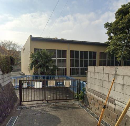 小学校　藤沢市立大鋸小学校（小学校）まで595m