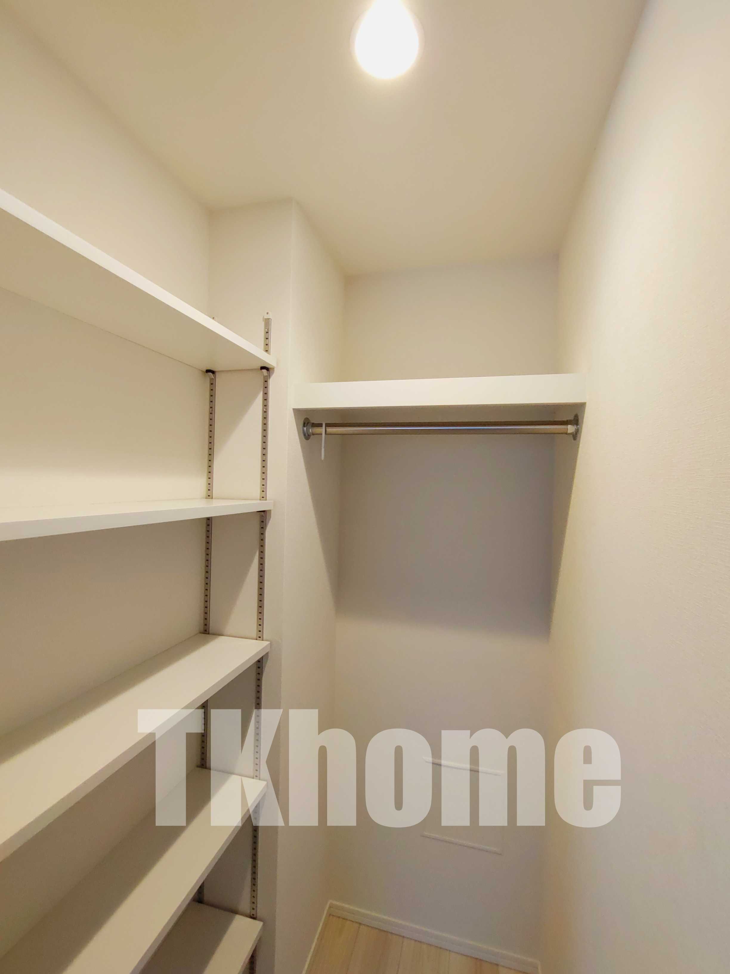 収納　ウォークインクローゼット