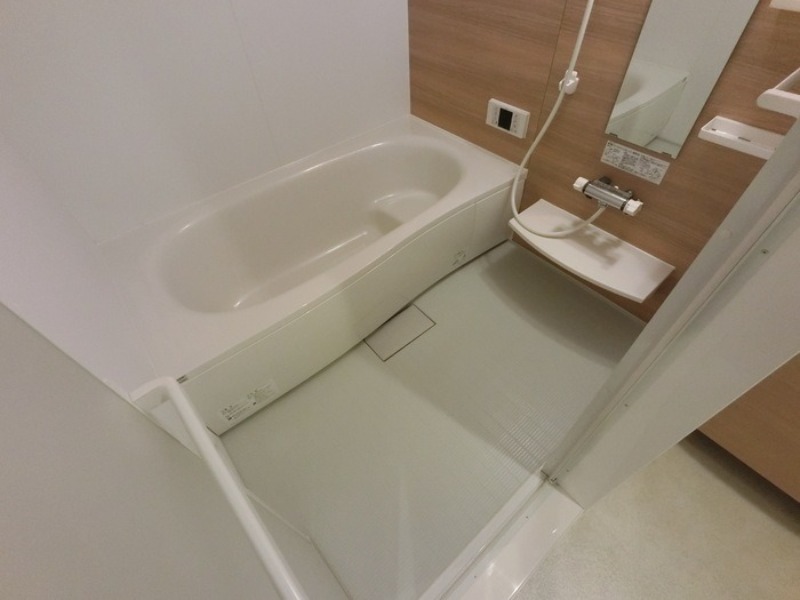 バス・シャワールーム　図面と現状に相違がある場合には現状を優先