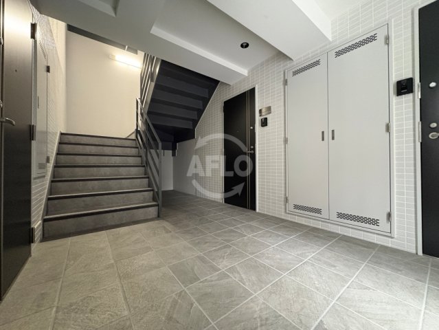 ロビー　HIT KITATANABE SIX　ロビー