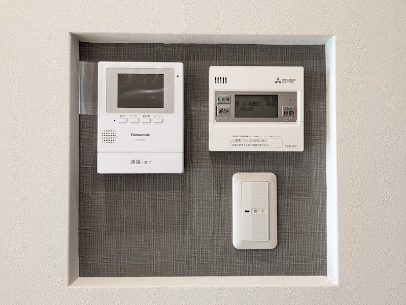 セキュリティ　モニター付ドアホン・給湯リモコン