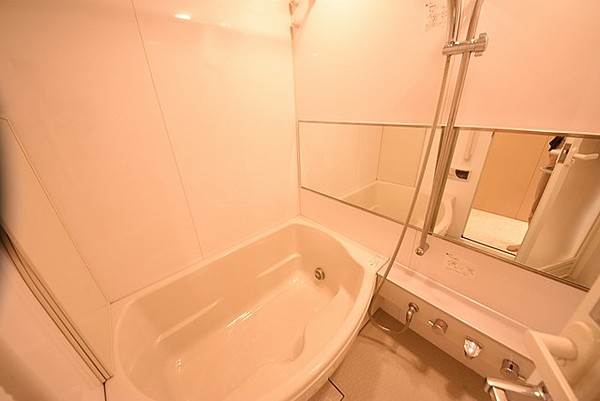 バス・シャワールーム　別部屋参考写真