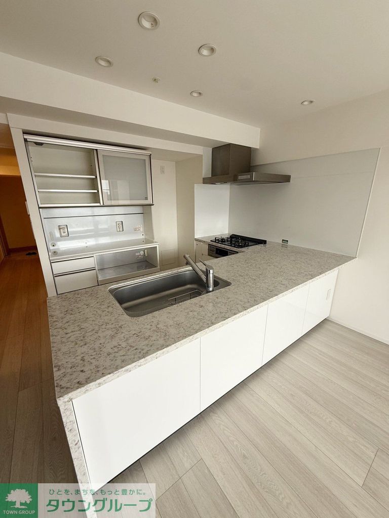 キッチン　食洗器付の広々キッチン♪