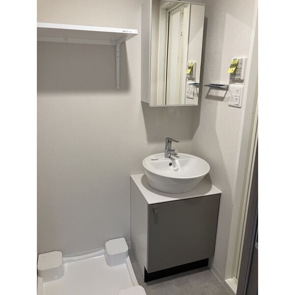 洗面設備　エスリードレジデンス梅田デュオ　独立洗面台