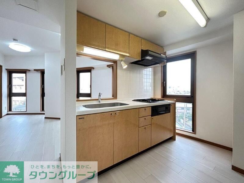 キッチン　※別部屋参考写真