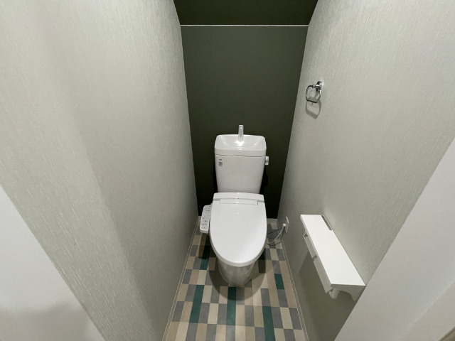 トイレ　他部屋の参考写真でございます。