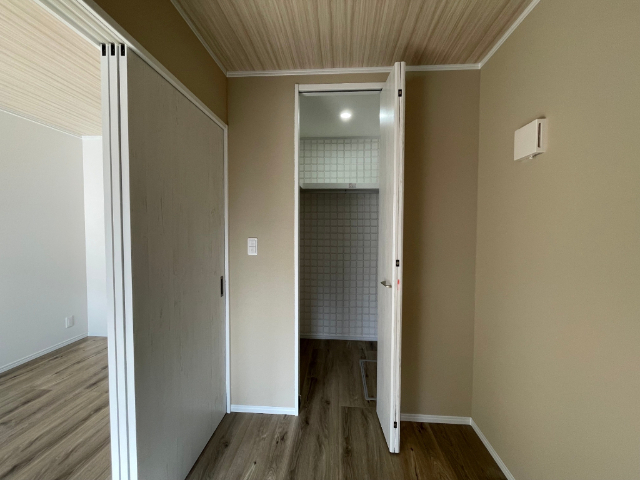 収納　他部屋の参考写真でございます。