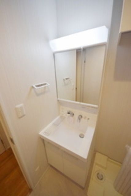 洗面設備　※同施工会社の参考写真です※