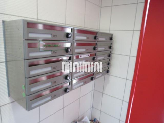 エントランス　集合ポスト完備