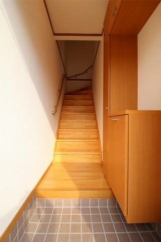 玄関　※他部屋参照