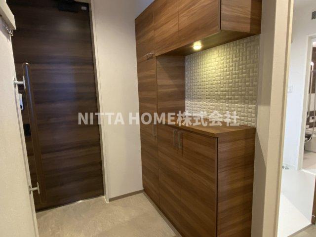 玄関　収納性の高いシューズボックスです◆