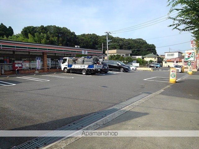 コンビニ　セブンイレブン（コンビニ）まで500m