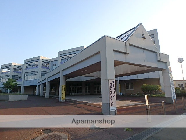 中学校　あやめ野中学校（中学校）まで433m