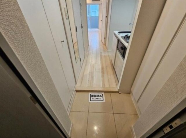 玄関　別部屋参考写真になります