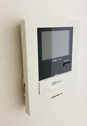 セキュリティ　モニター付きインターホンです。