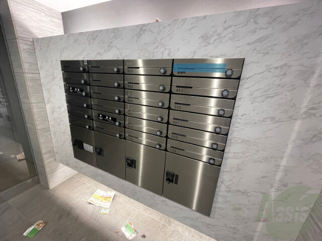 駐車場　集合ポストその他