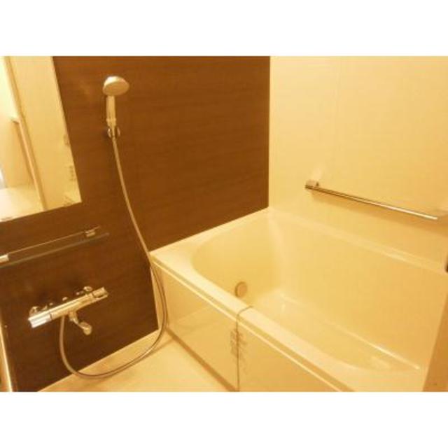 バス・シャワールーム　※写真は同タイプ住戸です。