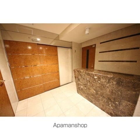 ロビー　ロビー