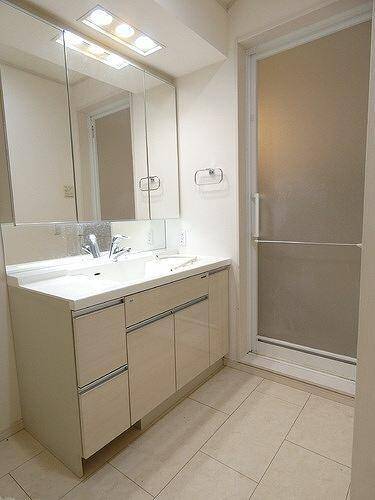 洗面設備　独立洗面台