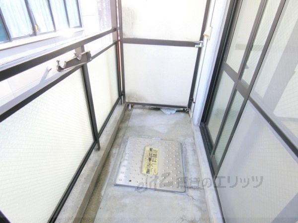 バルコニー　ベランダ