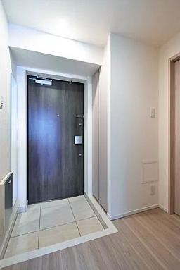 玄関　別部屋参考写真