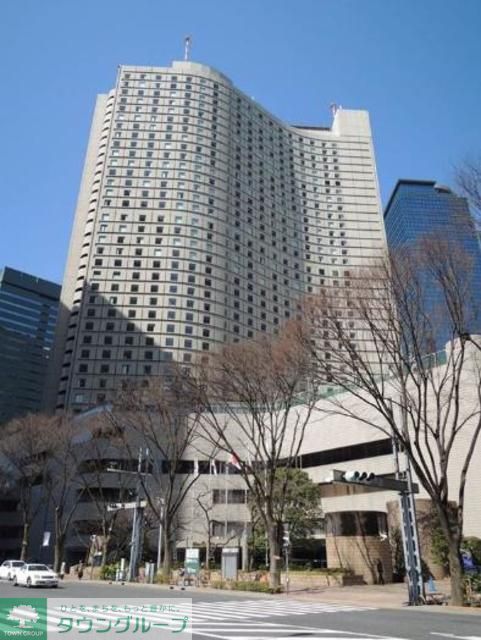 ショッピングセンター　新宿国際ビルディングヒルトピア（ショッピングセンター）まで630m