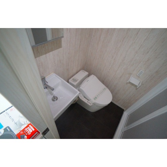 トイレ　温水洗浄便座あり