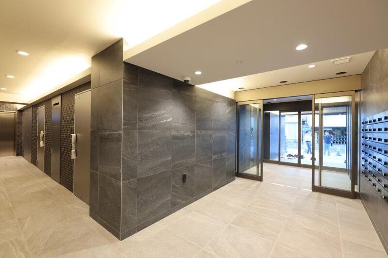 エントランス　エントランス