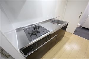 キッチン　システムキッチン（ガス2口コンロ付）