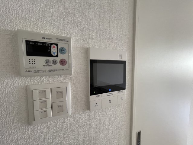 セキュリティ　同物件別部屋写真