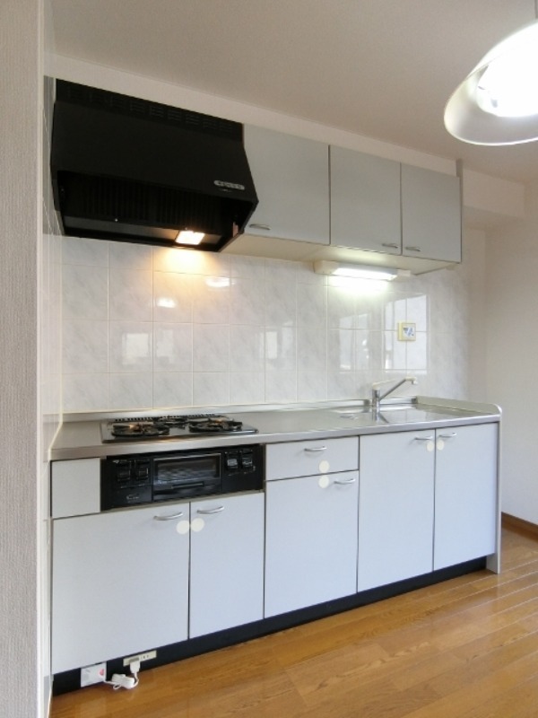 キッチン　図面と現状に相違がある場合には現状を優先