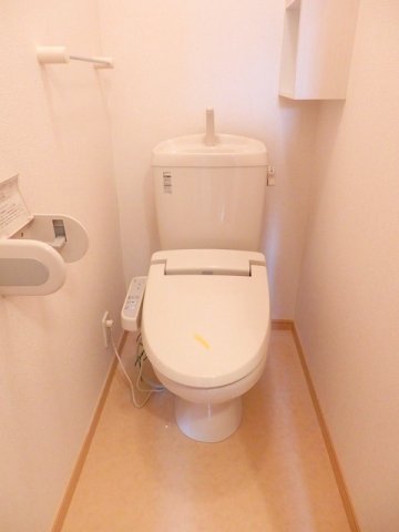 トイレ　シンプルで使いやすいトイレです
