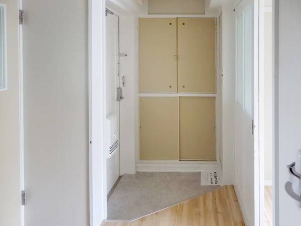 玄関　ビレッジハウスの同一物件・同一タイプの間取りの写真です