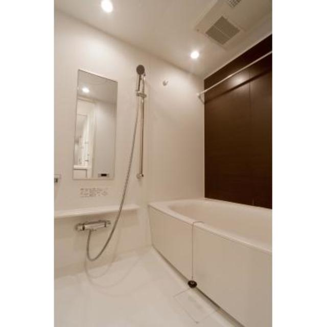 バス・シャワールーム　※写真は同タイプ住戸です。