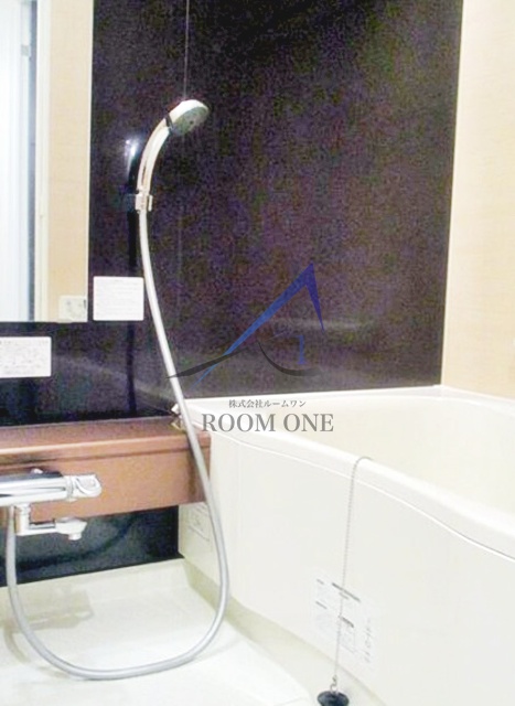 バス・シャワールーム　お風呂です。