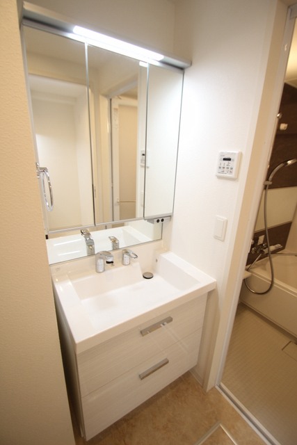 洗面設備　同間取の別室参考写真です。