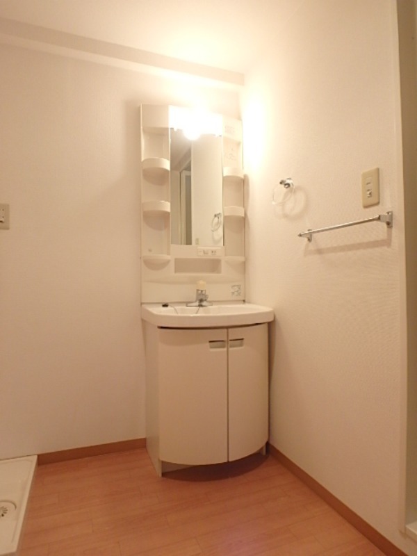 洗面設備　図面と現状に相違がある場合には現状を優先