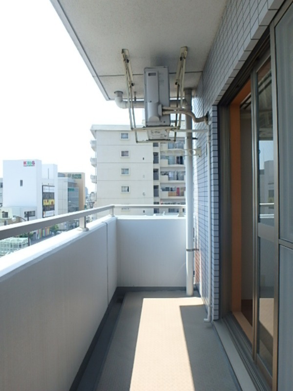 バルコニー　図面と現状に相違がある場合には現状を優先