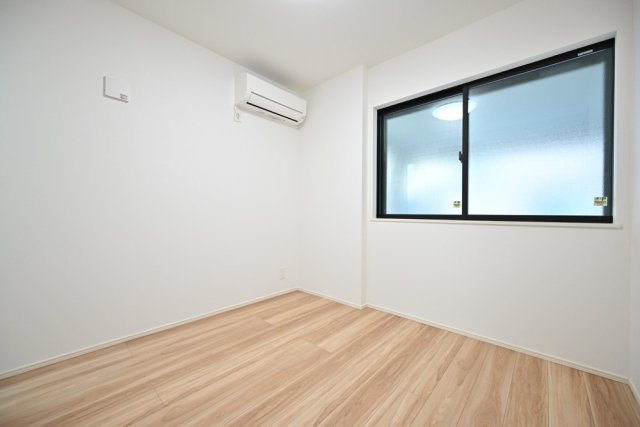 居室・リビング　洋室1