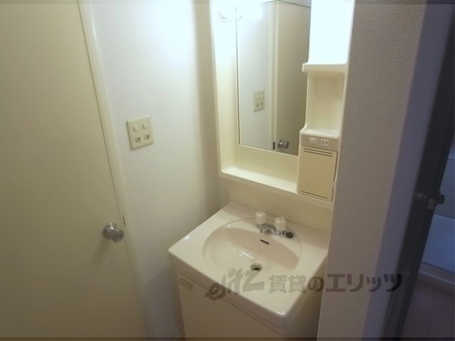 洗面設備　嬉しい独立洗面台