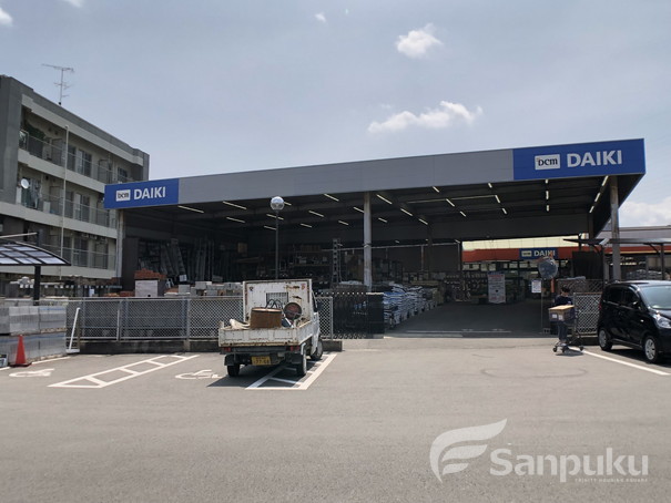 ホームセンター　DCMダイキ　福音寺店（ホームセンター）まで756m