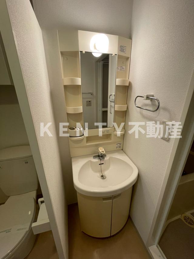 洗面設備　使いやすい洗面所です