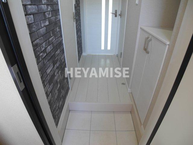 玄関　同間取りの別号室のお部屋の写真となります※現況優先