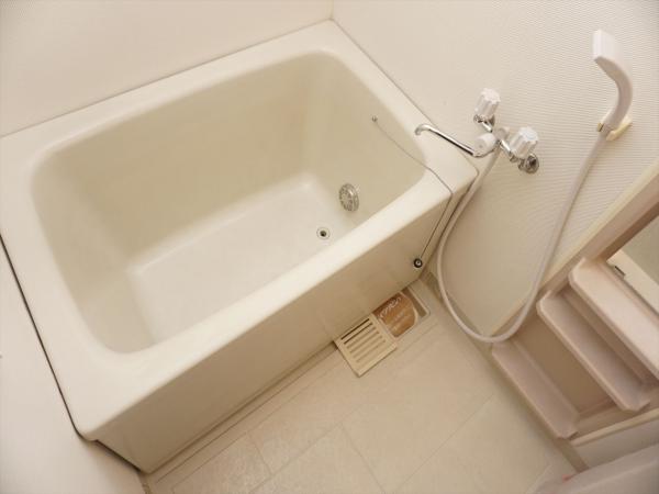 バス・シャワールーム　浴室