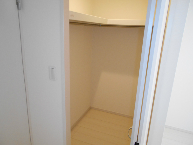 収納　ウォークインクローゼット