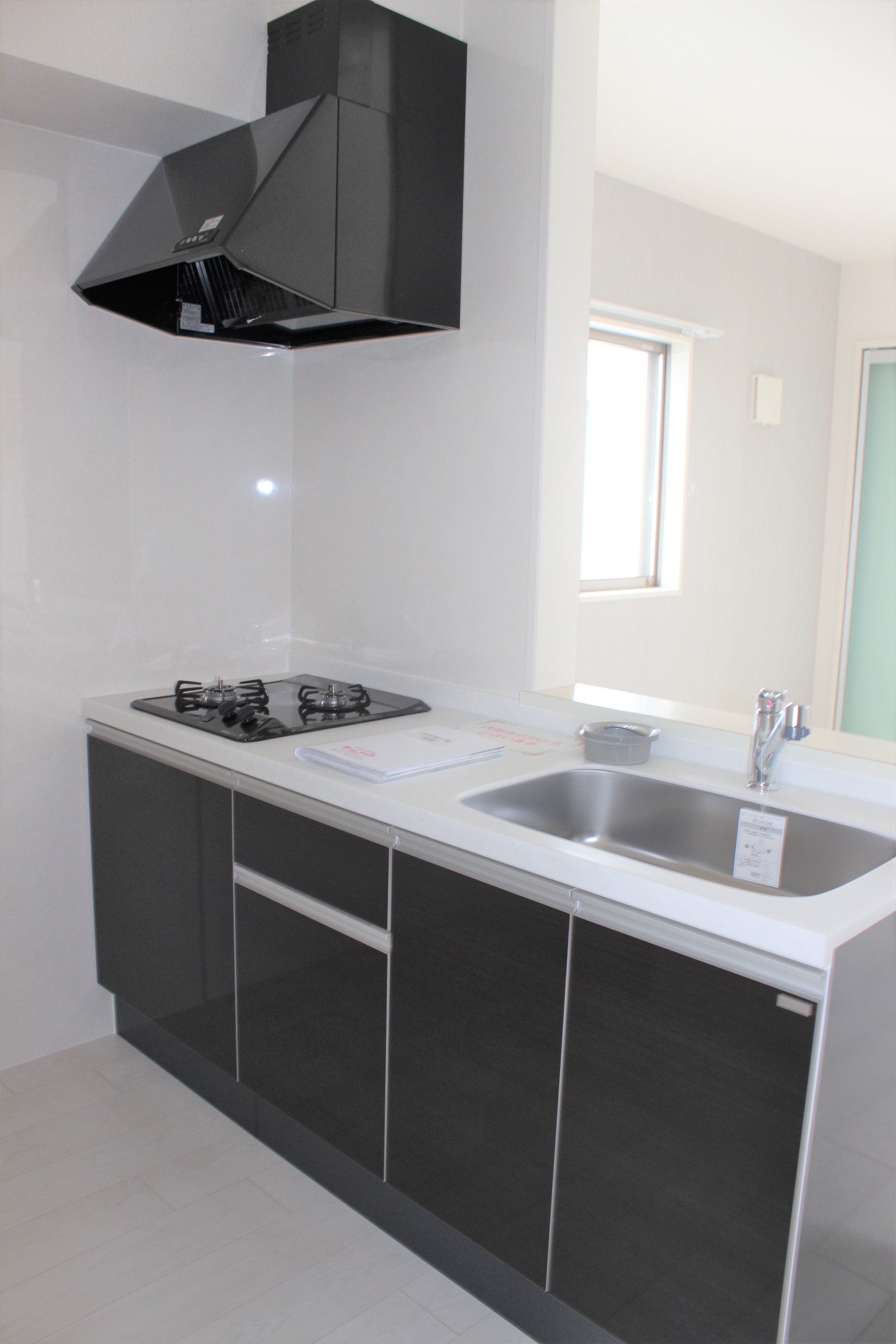 キッチン　対面のシステムキッチン